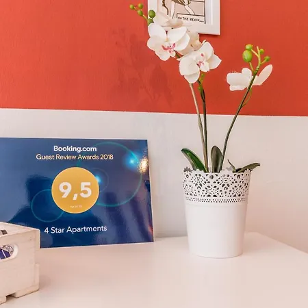4 Star Boutique * Boloňa